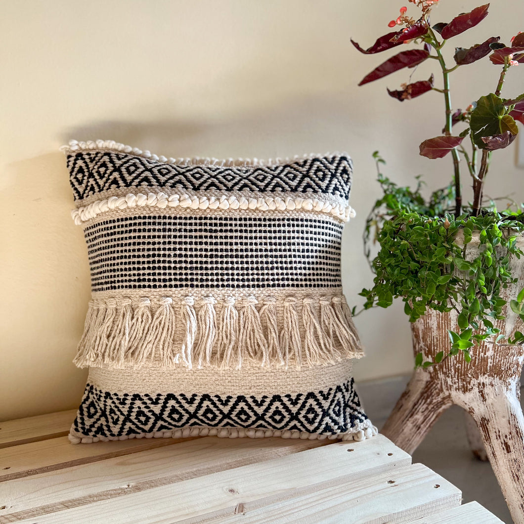 TEXTURED BOHO CUSHION COVER