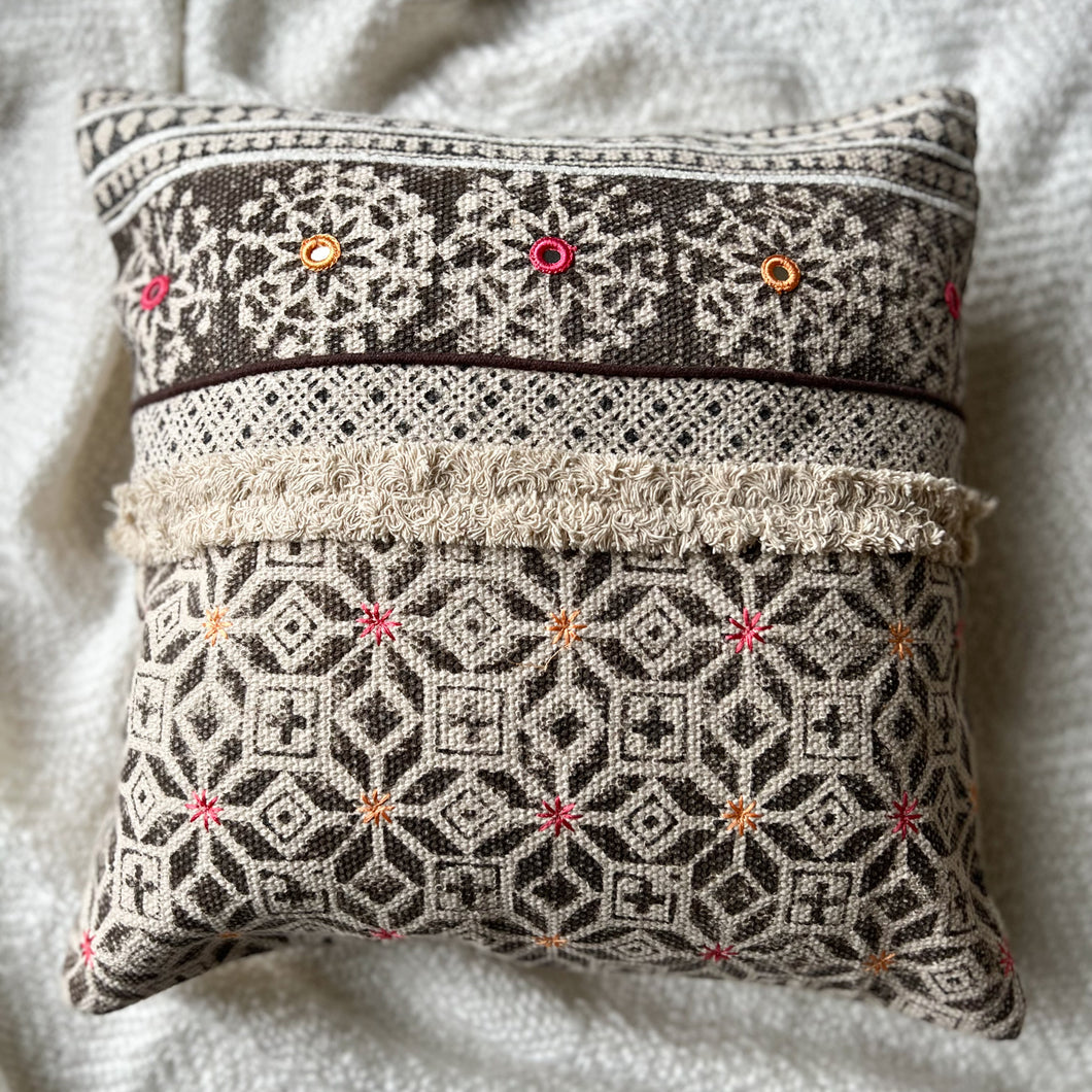 EMBROIDERED ETHNIC TUFTED CUSHION COVER