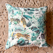 Load image into Gallery viewer, JUNGLE PALM PRINT CUSHION COVERS
